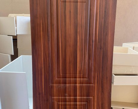 WOODEN DOORS