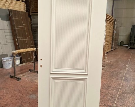 WOODEN DOORS